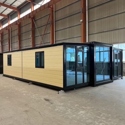 kopen 40ft Expandable Container Home with Bull 30*30 Flat Lamp 2200mm Fold Size and 5900*6300*2480mm Extended Size online manufacture