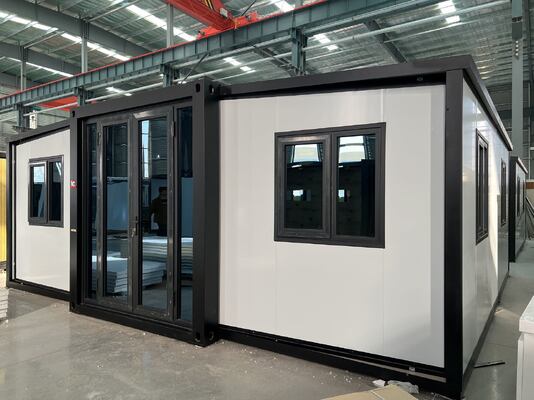 Duurzame opvouwbare 20ft container met meer dan 20 jaar levensduur, volledig gegalvaniseerd zijkader en aanpasbare terrasgebied