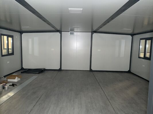 Opvouwbare 20ft container met nat-droog afscheidingsbad, thermische en geluidsisolatie en 30-40 jaar levensduur